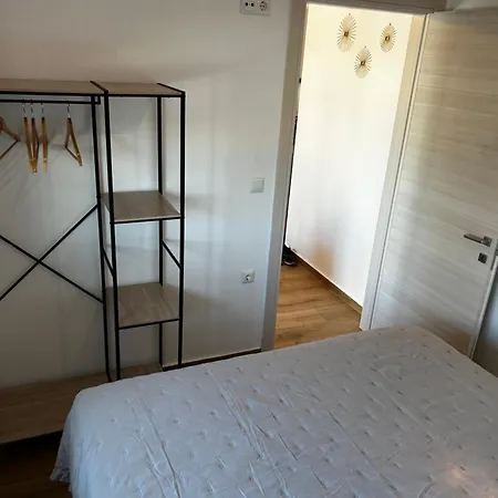 Apartment Seirens