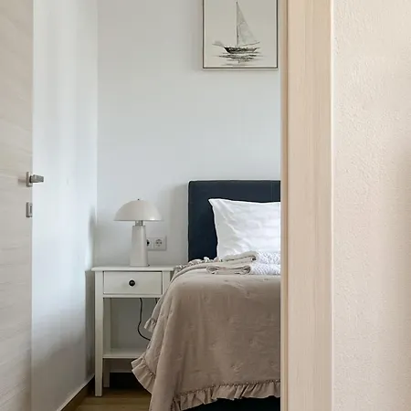 Azure Sirines Garden Apartamento *