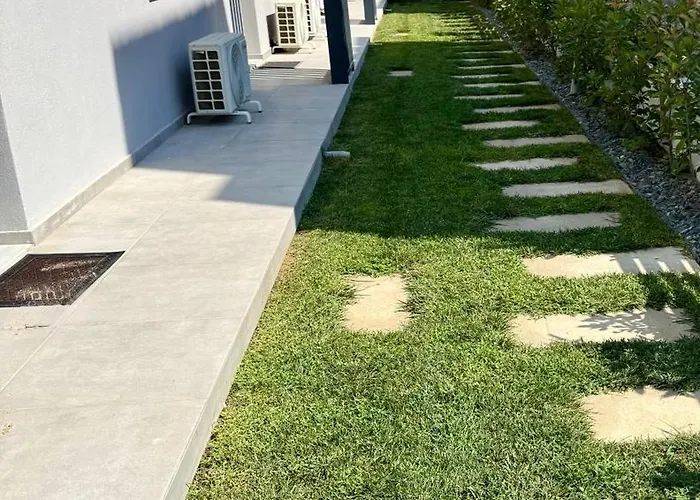 アパート Sirines Ofrínion