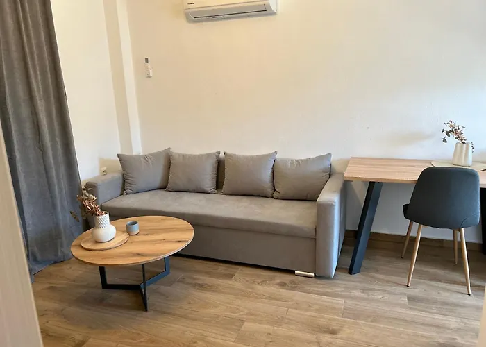 Sirines アパート Ofrínion